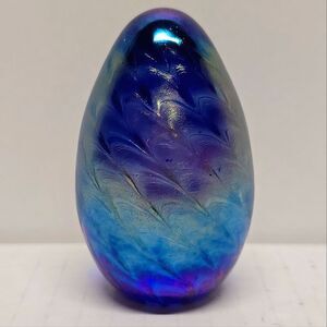 Mount St. Helen Egg Paperweight Marked MSH 95 Iridescent blue purple Vintage 90s
